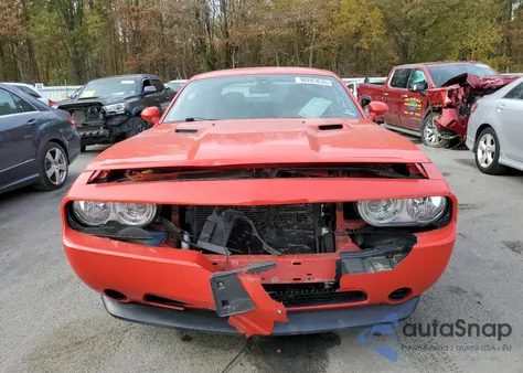 2014 Dodge Challenger Sxt из США, поврежденный, VIN 2C3CDYAG2EH313862